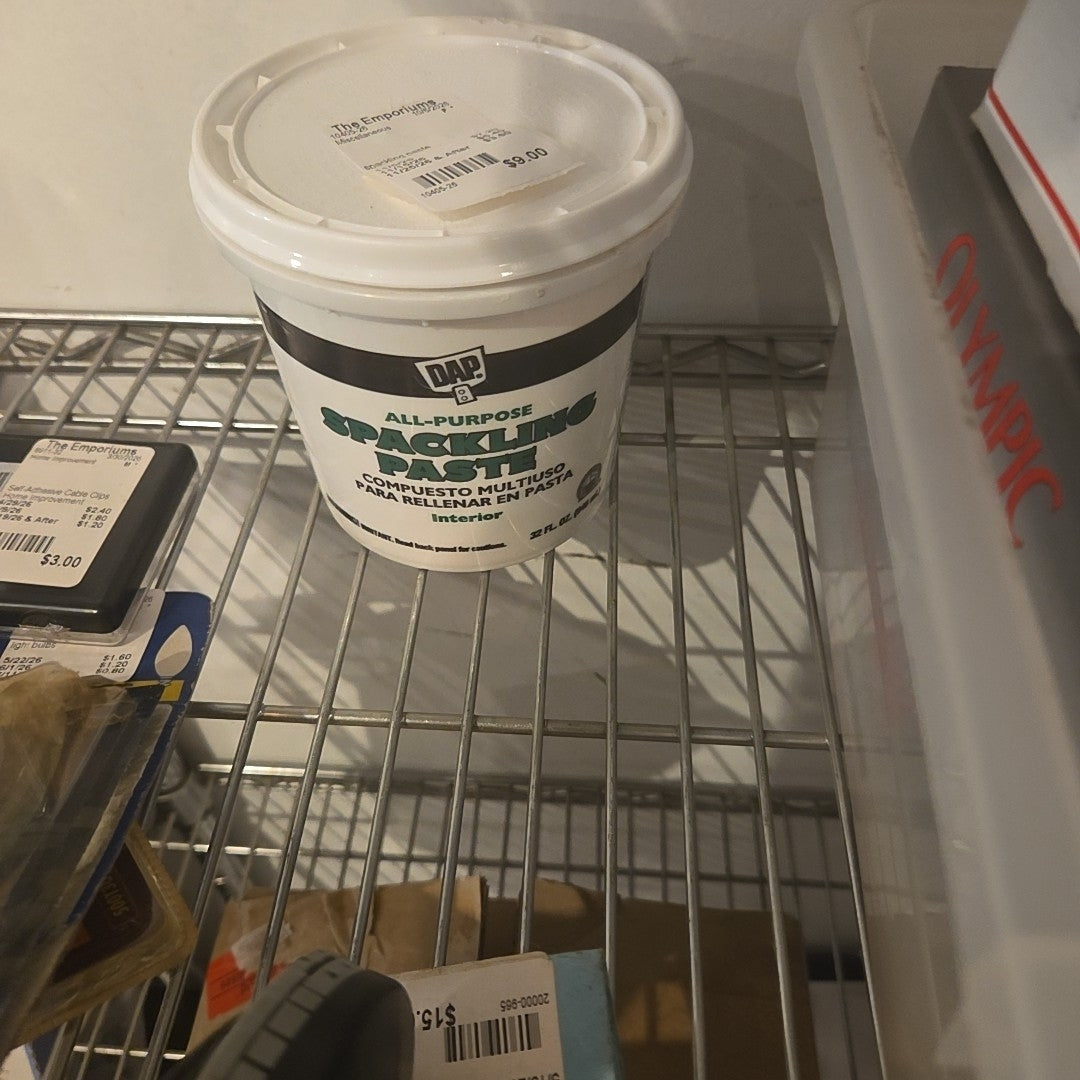 spackling paste
