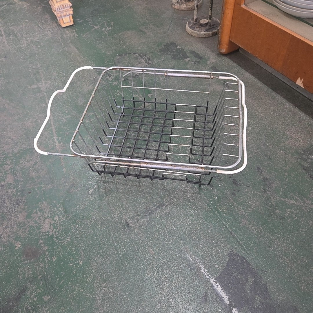 metal dish rack