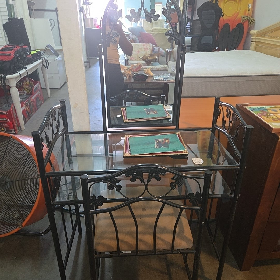 black vanity w/ chair