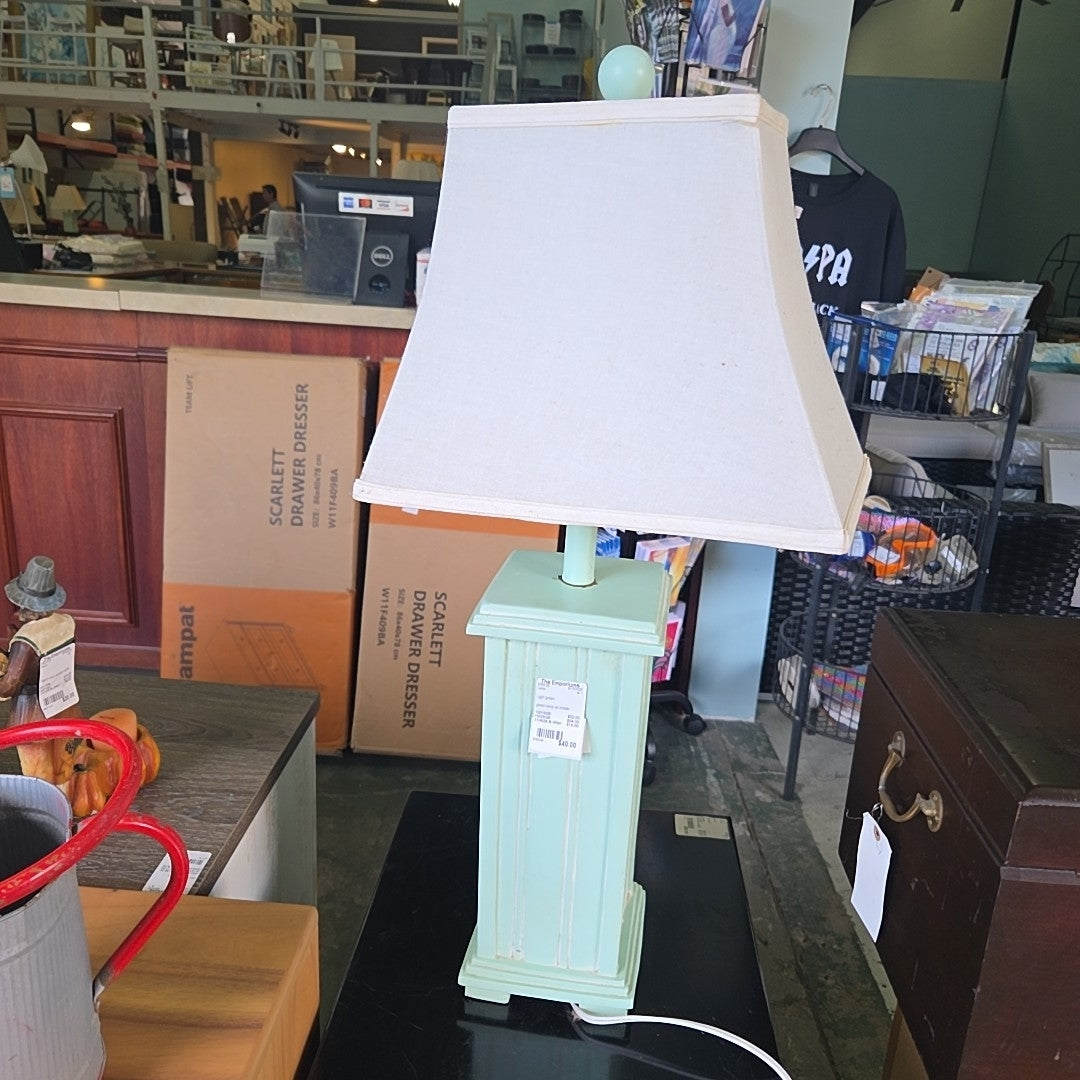 green lamp w/ shade
