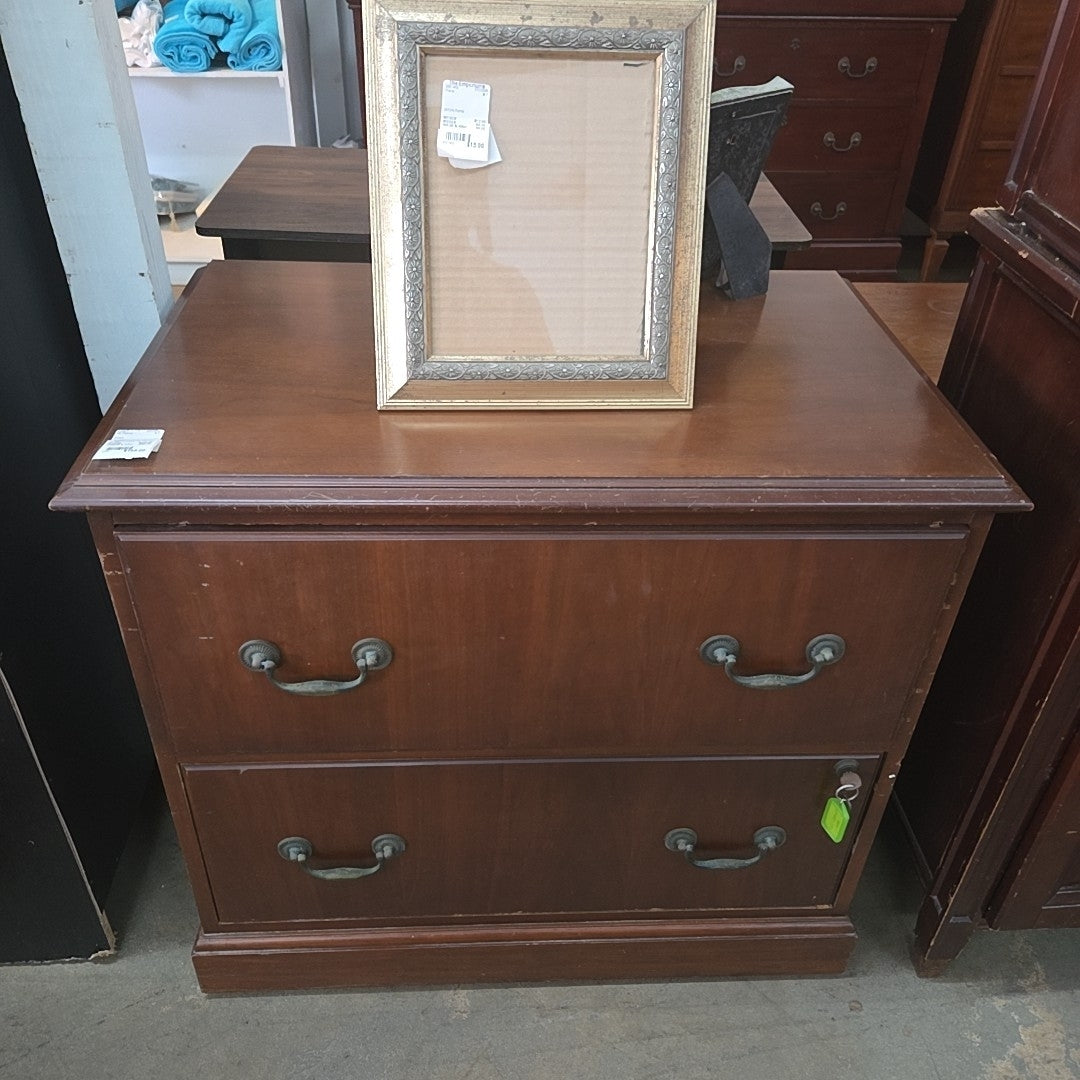 2 drawer wood file cabinet w/ key