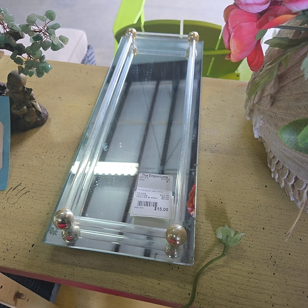 Rectangular wall mirror
