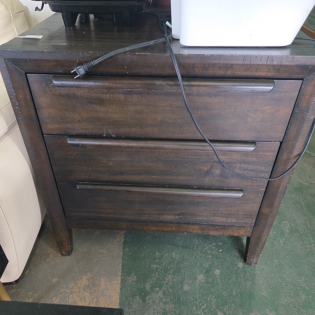Dresser/ Nightstand