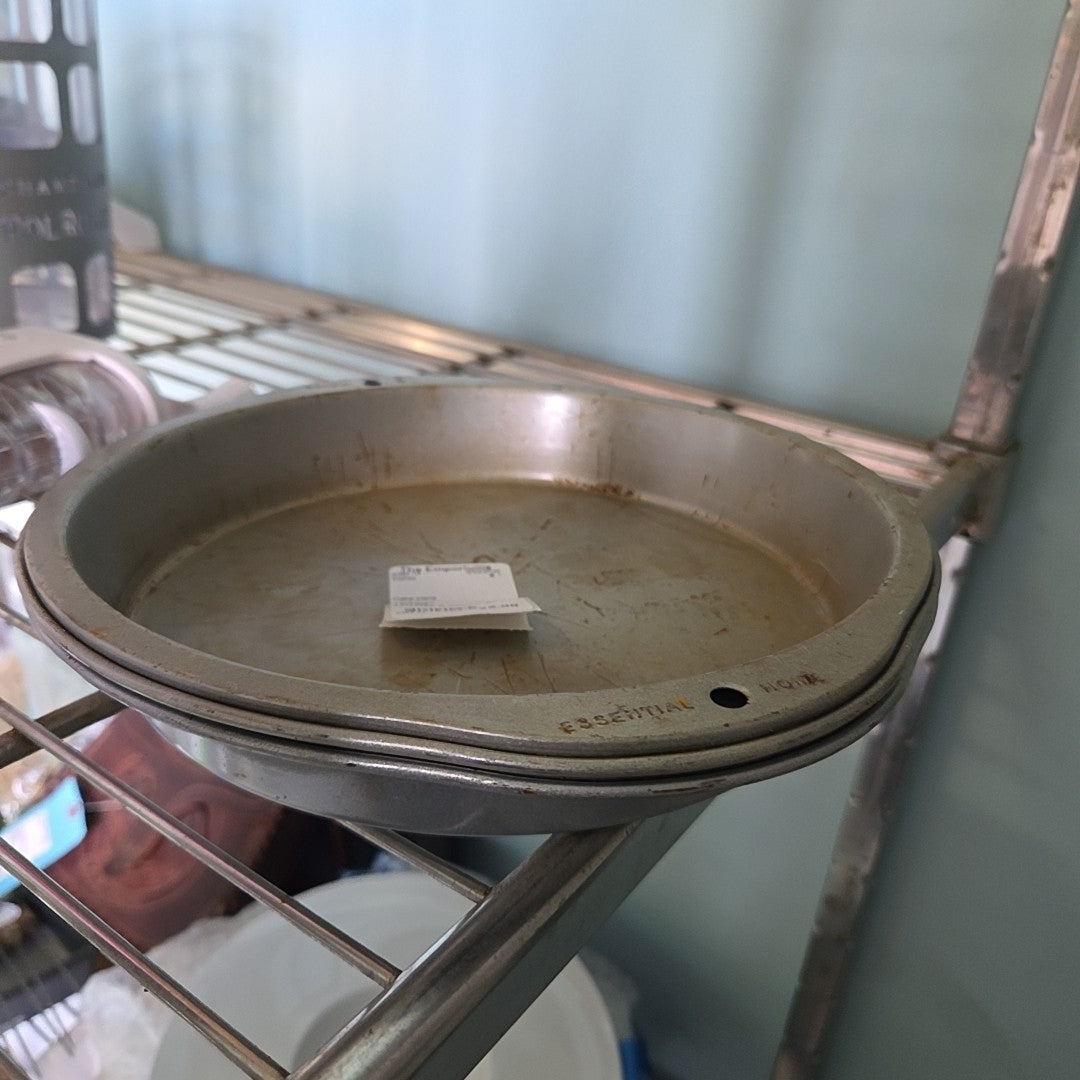 Cake pans