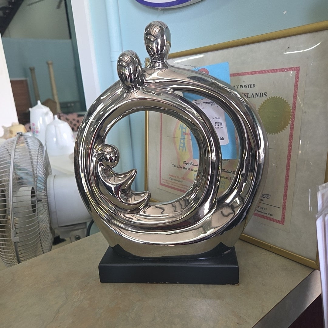 Vintage Family Circle Silver Home Accent