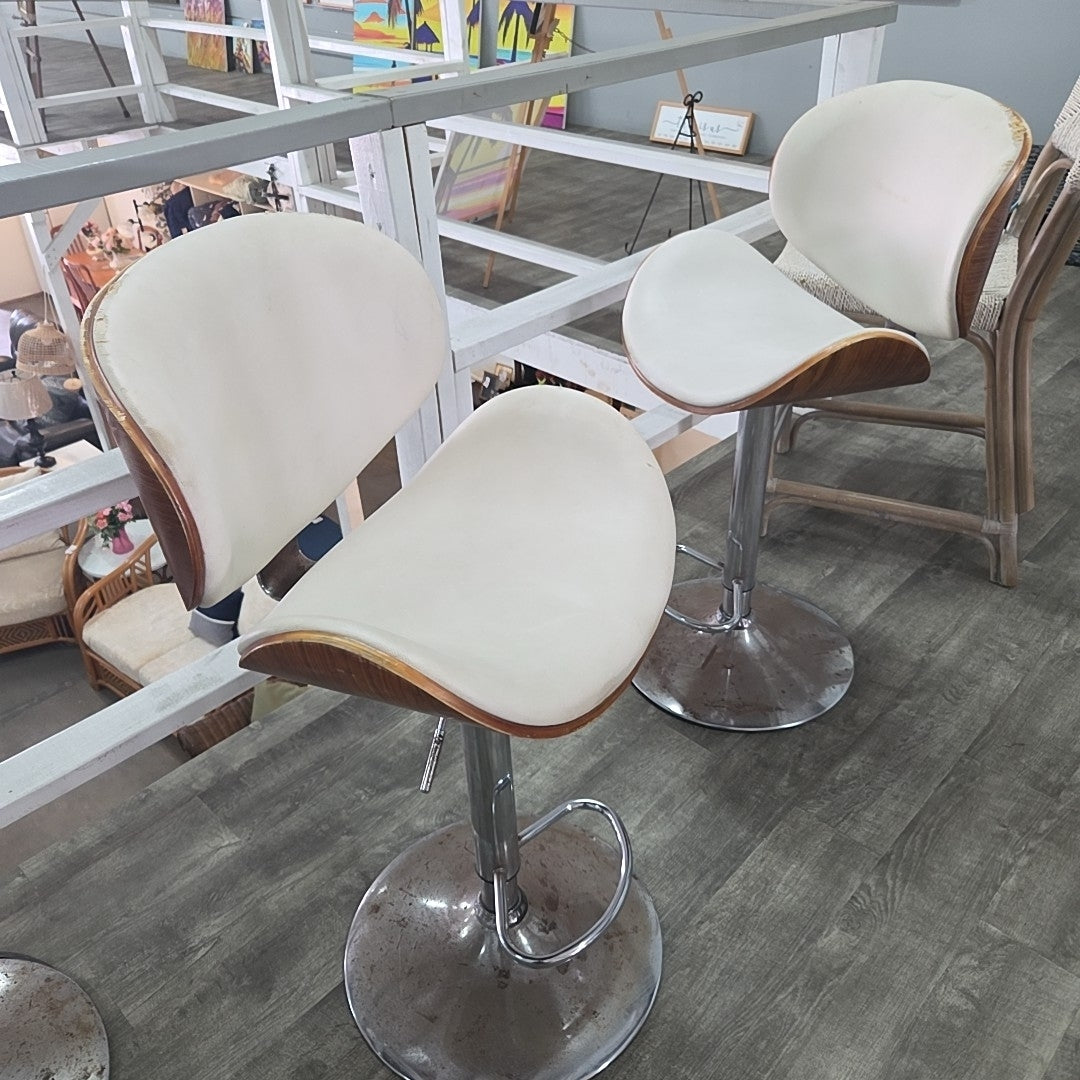 Adjustable Cream Bar Stool Damage to Top