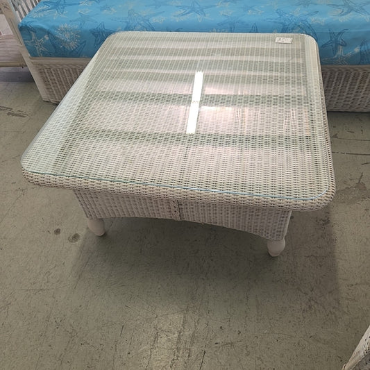 coffee table wicker