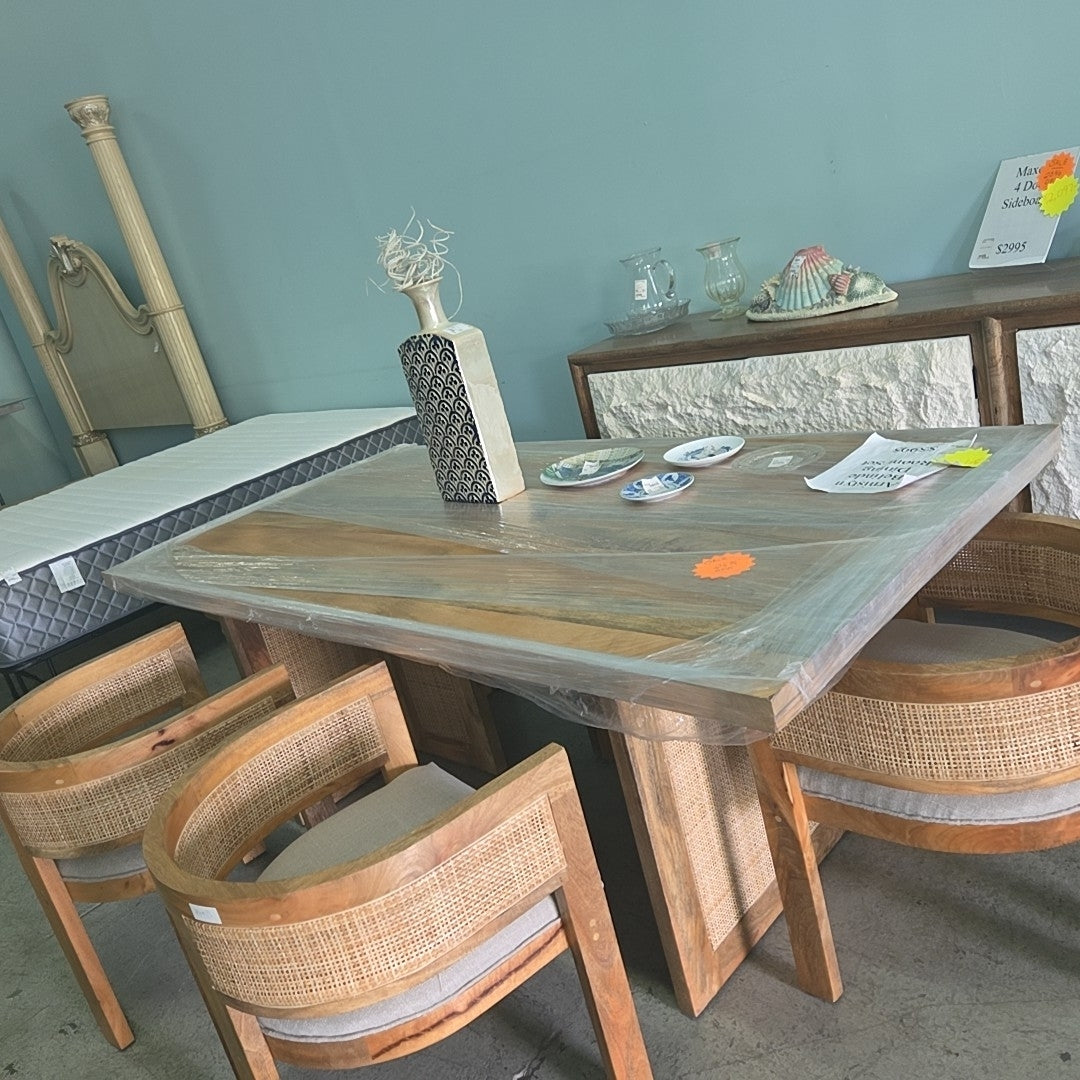arnistyn Belinde 7 piece dining room set