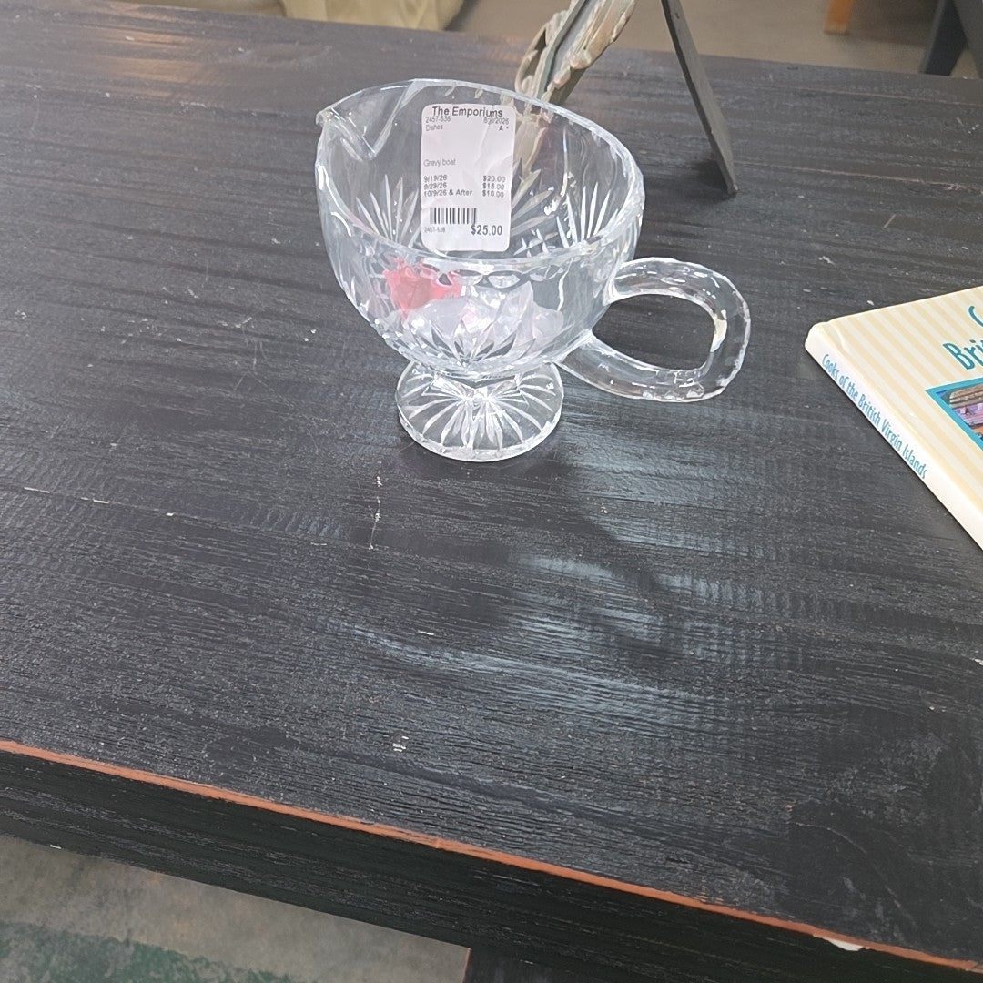 Gravy boat