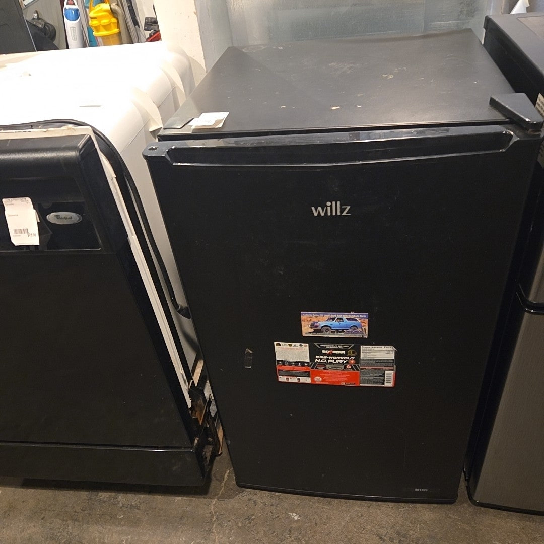 willz mini fridge