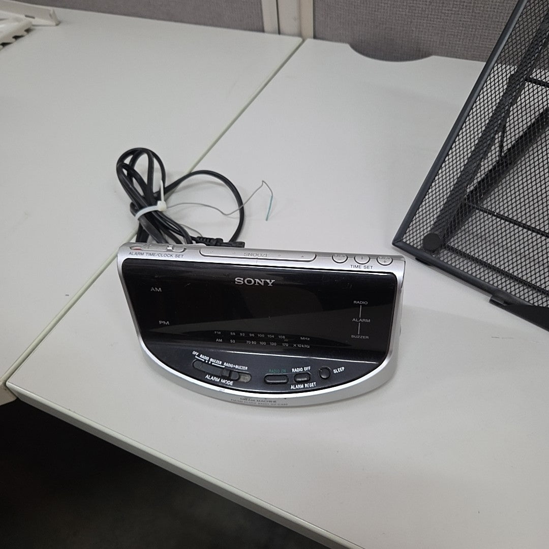 Sony Dream Machine Alarm Clock