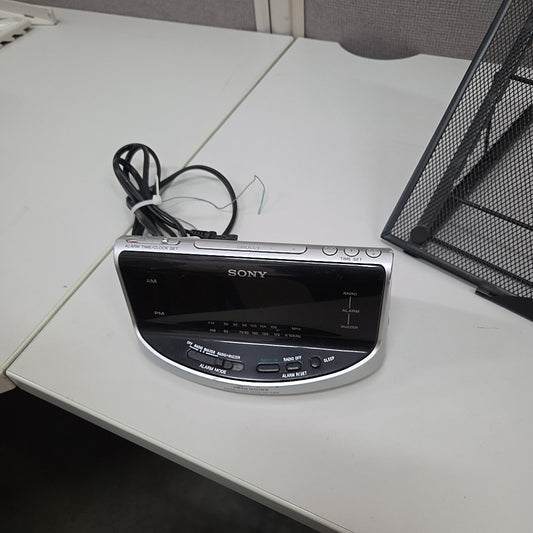 Sony Dream Machine Alarm Clock