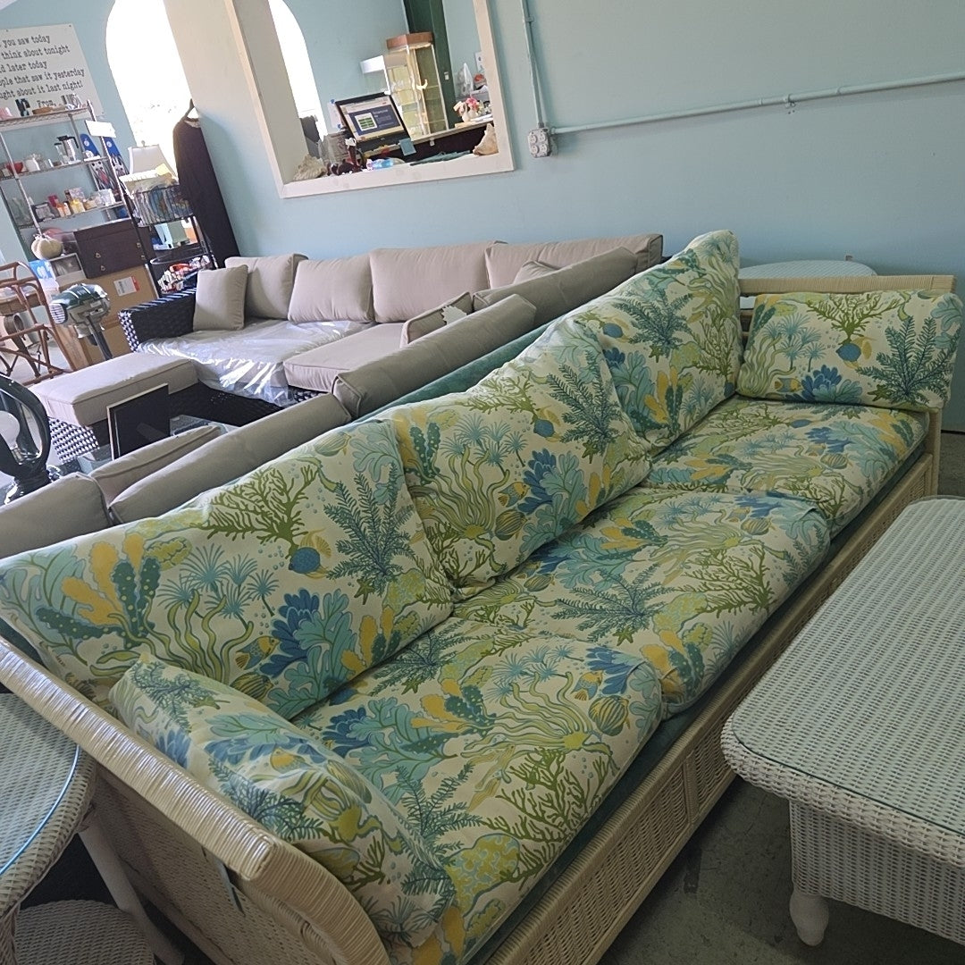 wicker sofa bed