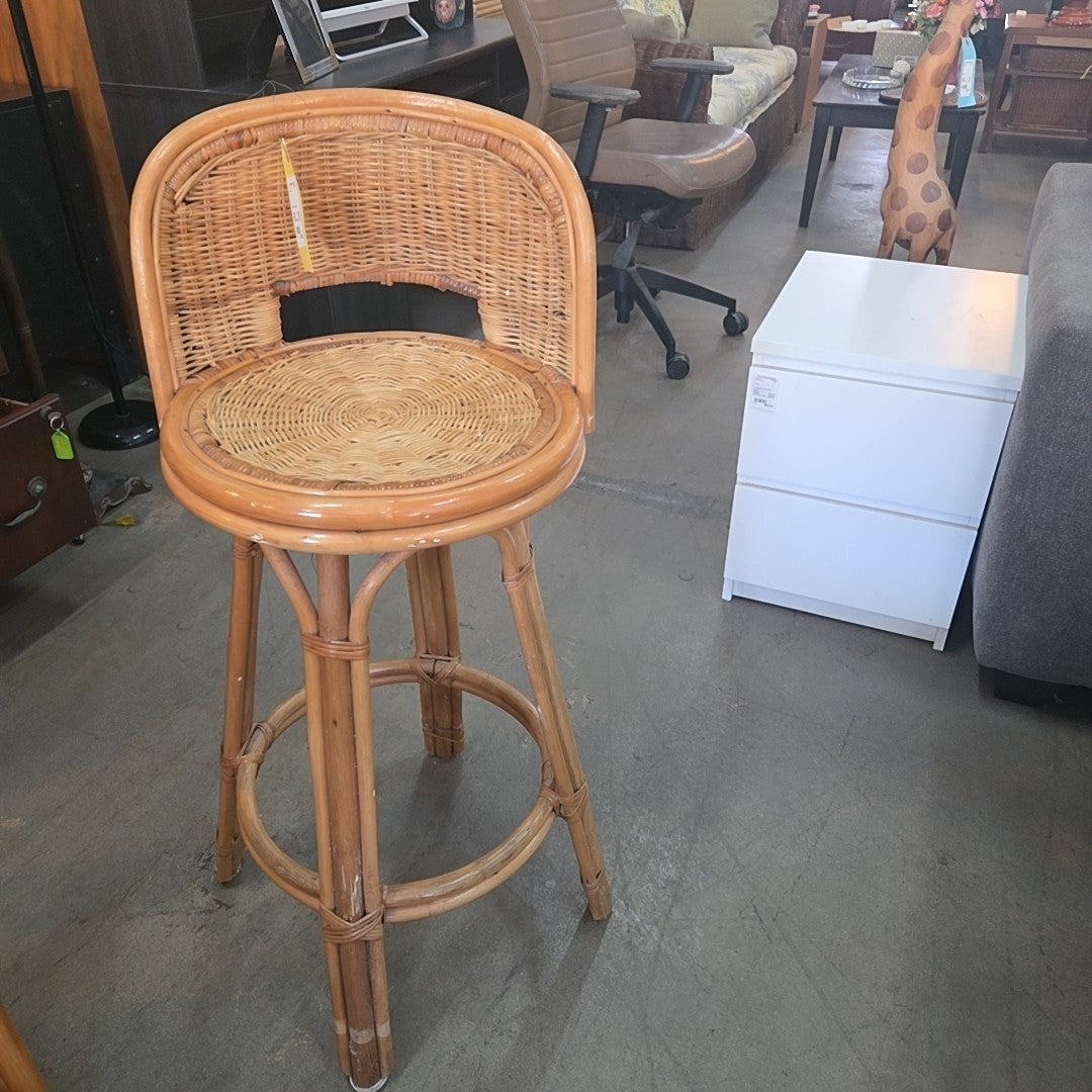 rattan swivel bar stool