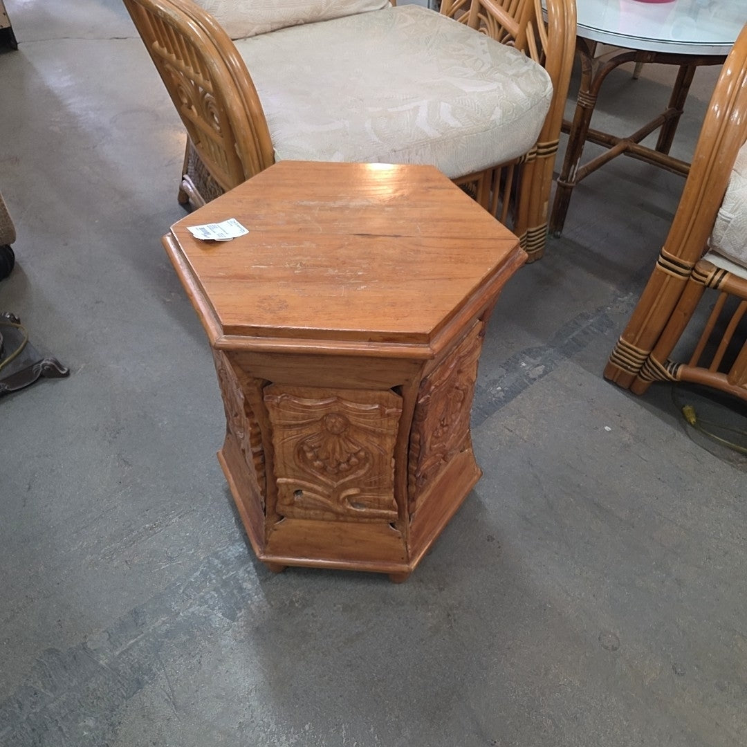 Accent Table